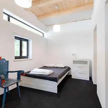 Bed & Breakfast Aster Panzio