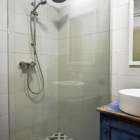 Aster Panzio Bed & Breakfast *