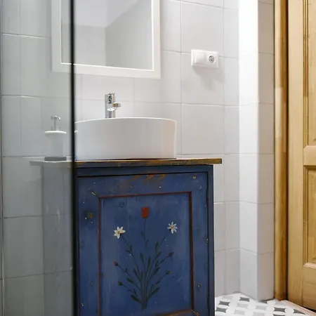 Aster Panzio Bed & Breakfast *
